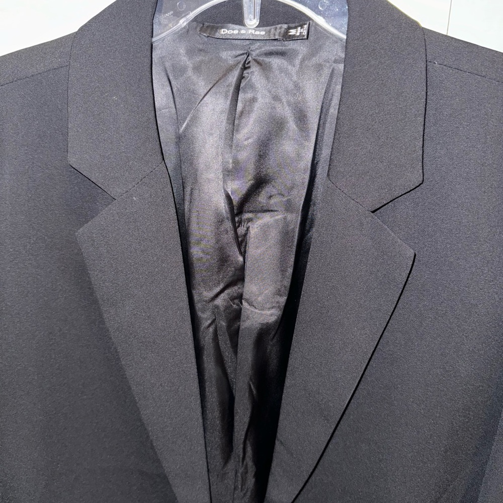 Blazer - Picture 3 of 4